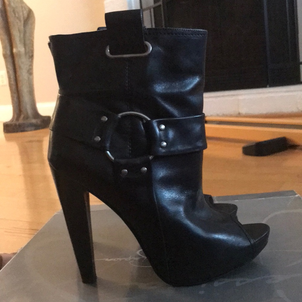 Jessica Simpson peep toe boot